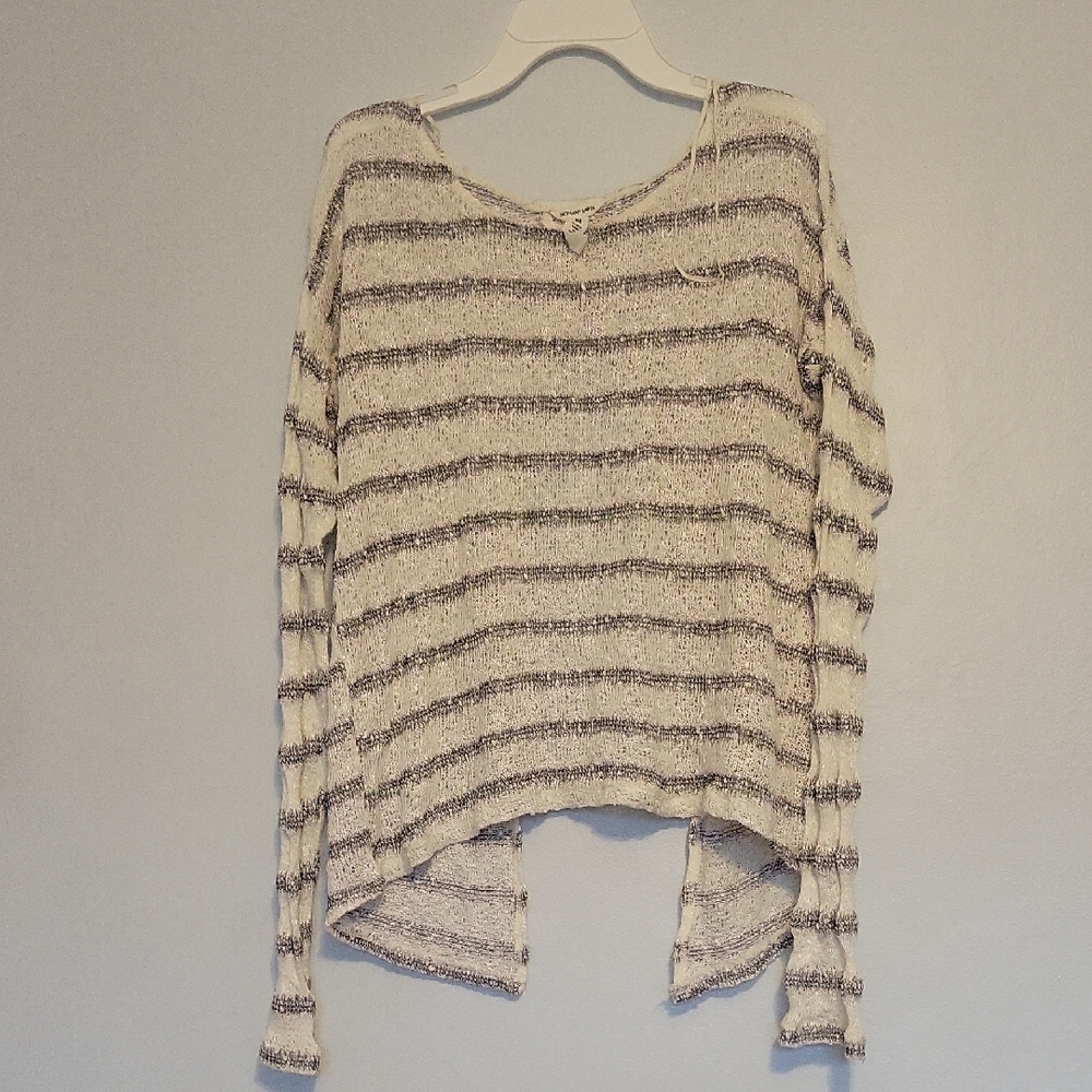 Bethany Mota Monochrome Knit Top